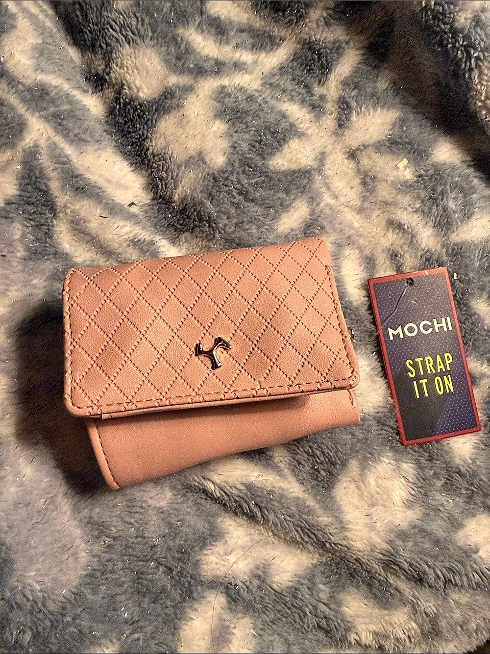 NWT Mochi Quilted Zip Wallet in Pink